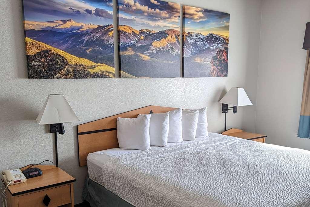 Days Inn & Suites By Wyndham Castle Rock Bilik gambar